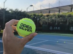-成都高新创新角度网球俱乐部