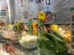 -百品聚旋转火锅(万德庄店)