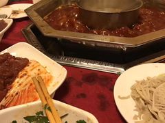 -山城年华老火锅(玉林店)