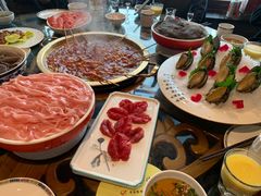 -小天鹅火锅·一线江景洪鼎旗舰店(洪崖洞店)