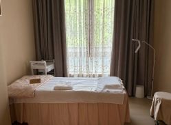 -百秀名媛纹绣美学护肤中心