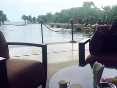 -亚龙湾喜来登·美景台大堂吧