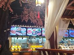 -偶屋里钵少爷(时代广场店)