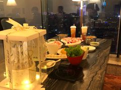-云中捞高空旋转餐厅(商茂世纪广场店)