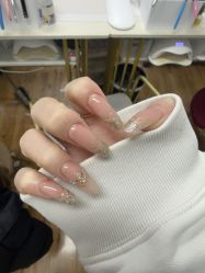 -尤米一站式美甲美睫