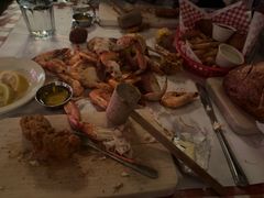 -Crab Pot Restaurant