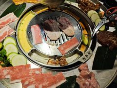 -哈哈碳都·牛肋条无限自助烤肉(台江万达店)