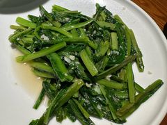 -宴小馆·小海鲜青岛菜(五四广场店)