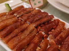 -津津菜馆(绝没分店)