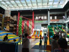 -蒙特利亲子乐园