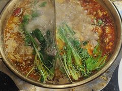 -顶顶汤火牛排火锅·经典铜锅涮肉