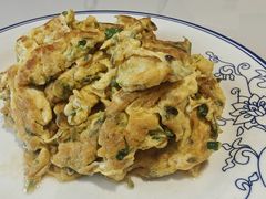 槐花炒蛋-梧桐老院子