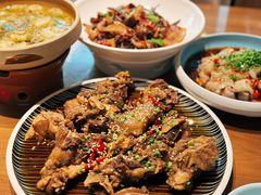 -有红鸡毛店·川菜(建设路店)