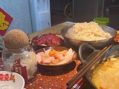 -赵美丽·重庆社区火锅·直营店(火车东站·中豪国际店)