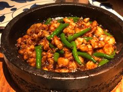 酱爆石锅蛙-绿茶餐厅(王府井永宁门店)