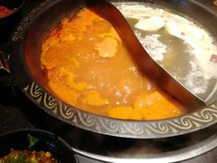 番茄拼菌菇鸳鸯锅-锅说大脸毛肚重庆老火锅(佐阾店)
