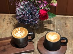 湖岸咖啡-一尺花园(安和花园店)