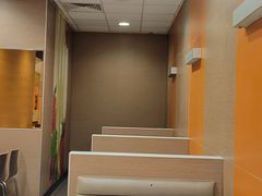 -麦当劳(得来速车道点餐 五里墩店)