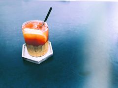 -UNI UNI(环亚凯瑟琳店)