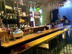 -HIHE Bistro·Oyster Bar(华熙live店)