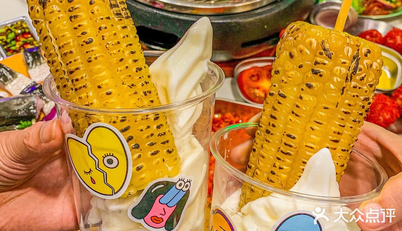 天津烤肉店内卷王‼️Diy小汉堡,芝士条爆好吃