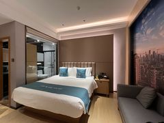 -蓬客精品酒店(南山海岸城购物中心店)