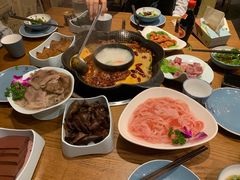 -花海牛火锅(泰合店)