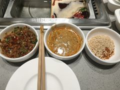 -海底捞火锅(金山百联店)