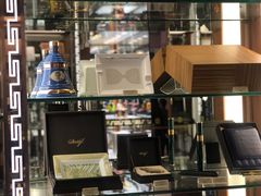 -LaClub雪茄店(上海浦东香格里拉店)