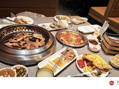 -黑金·寻焰自助百汇·烤肉·火锅(中街店)
