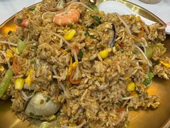 -覃记海鲜美食餐厅