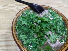 羊肉面-羊骨诞生记(凤凰社区店)