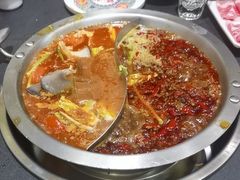 -沸炉重庆老火锅(军事博物馆店)