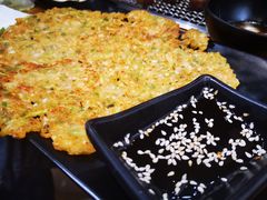 泡菜饼-肉甲韩国木炭烤肉(新壹街1店)
