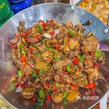 不用去长沙也能吃到正宗高性价比的湘菜啦！