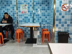 -东鑫记港式茶餐厅(南京东路店)