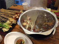 巴适小串（青岛财经学校斜对面）-蜀都冒菜·酱蟹生腌