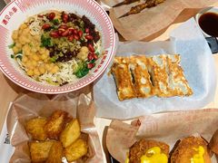 -遇见小面(东方宝泰店)