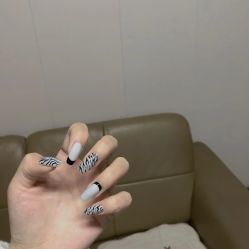 -情同手足美甲美睫