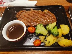 -必胜客(璞丽中心店)