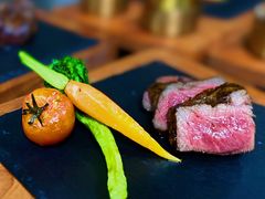 澳洲顶级和牛M9板腱牛排-YUE·6·西式融合餐厅(外滩六号店)