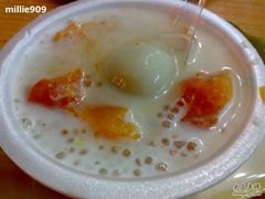 木瓜椰奶系咪汤丸-百花传统甜品店(原址店)