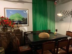 -Cuc Gach Quan Restaurant