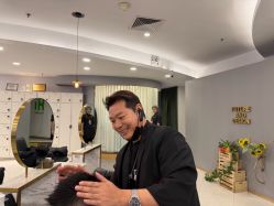 -八佰伴8008星级形象店