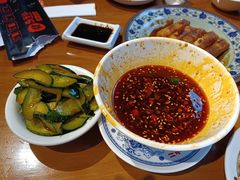 -炉小二铜锅牛蛙•川湘菜(三里屯店)