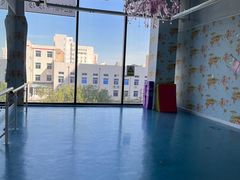 -Isee灰姑娘国际儿童艺术中心(BHGMall店)