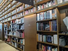 -茑屋书店(天目里店)