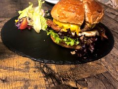 -HIGH FIVE哈福手工汉堡(桂林路店)