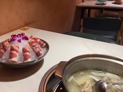 -喃喃椰·糟粕醋·椰子鸡火锅(七堡花园店)