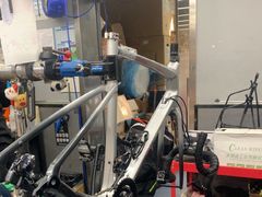 -SPECIALIZED闪电自行车(建国西路店)